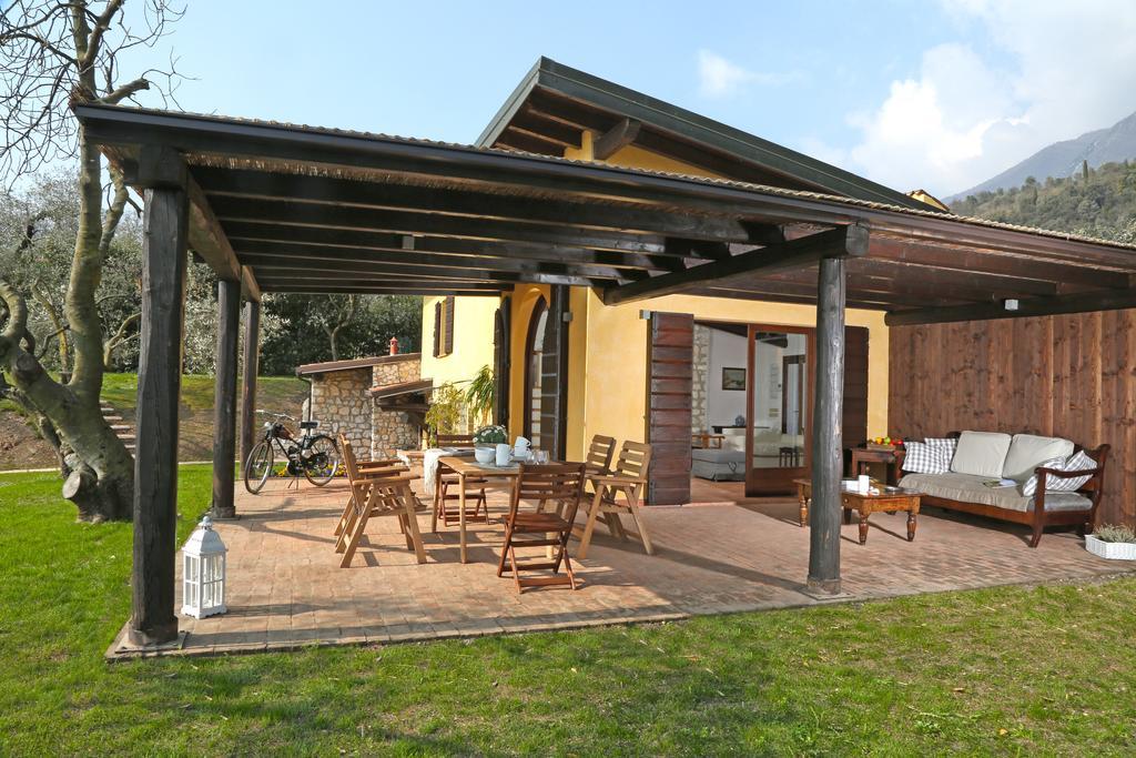 Villa Dei Rosmarini Toscolano Maderno Exteriör bild