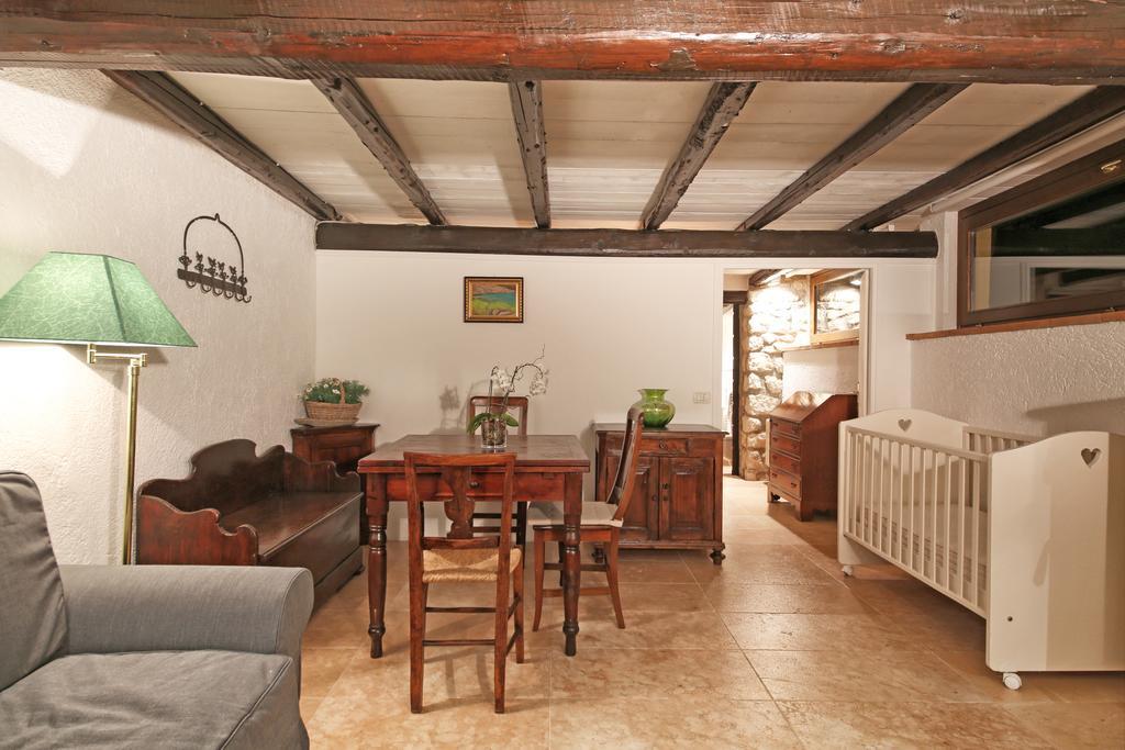Villa Dei Rosmarini Toscolano Maderno Exteriör bild